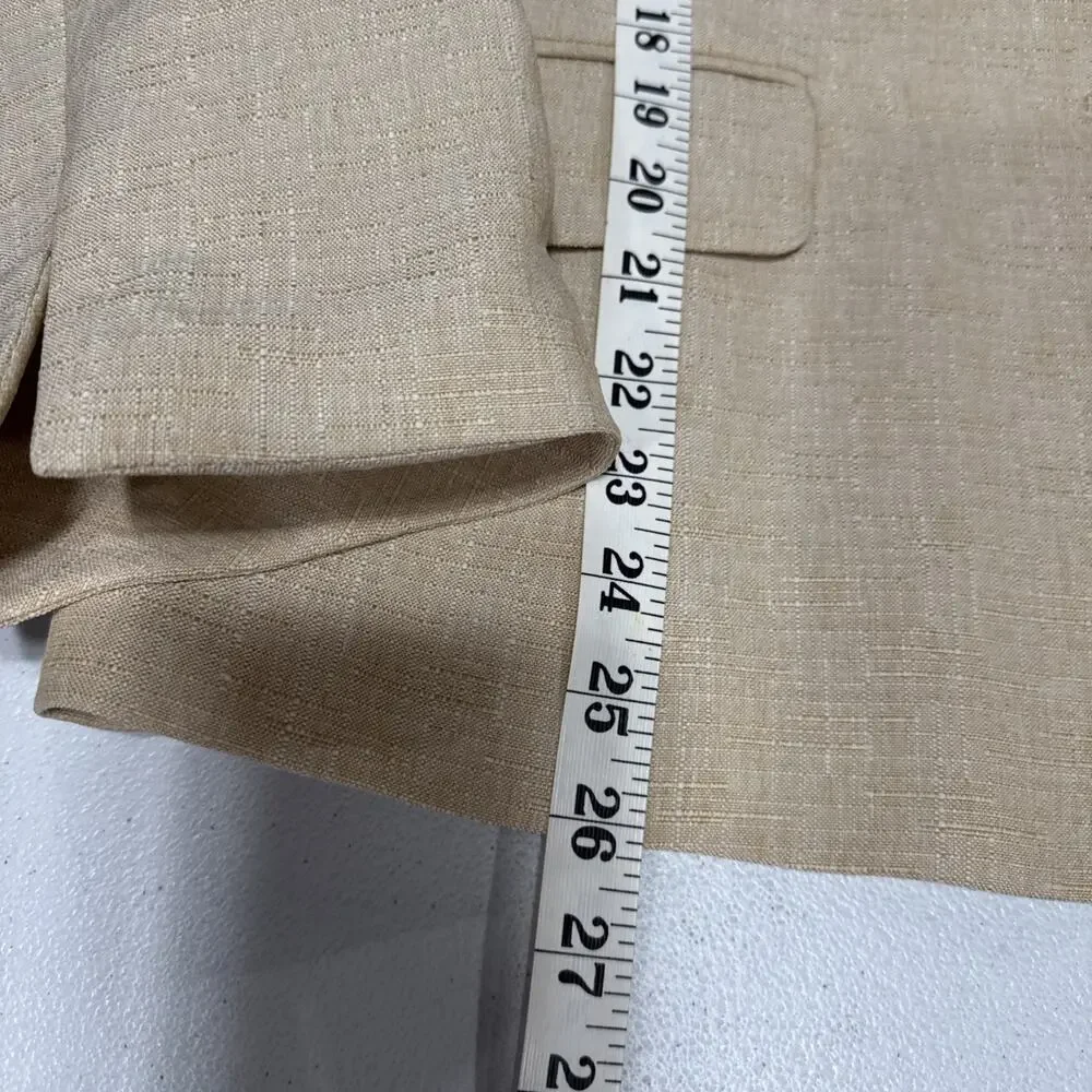 Le Suit Women's Blazer Jacket Pleated Colar Three Button Size 18 Beige Classic - Picture 10 of 10